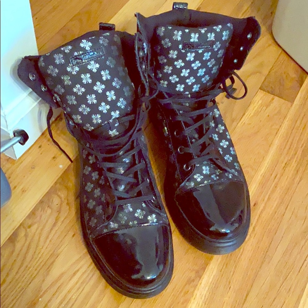 Dr. Martens